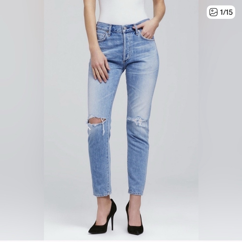 Citizens of Humanity Liya high rise classic fit crop in torn - size 26